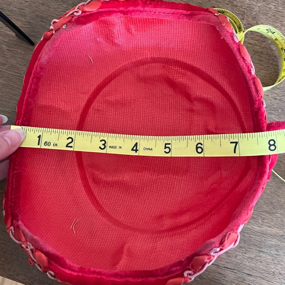 Vintage Red Velvet Juliette Cap - Picture 9 of 9